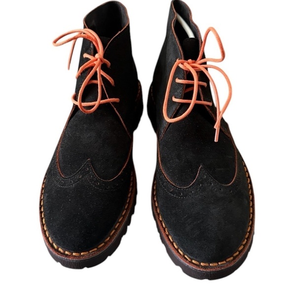 NWOB Dark Gray Sued Boots by Soldini Italy in Size 42 main image 5